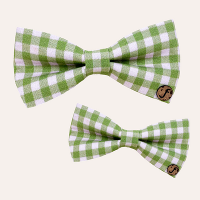 Green gingham plaid bow ties