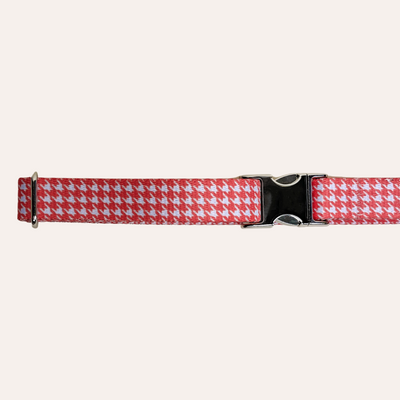 Red and light blue houndstooth collar