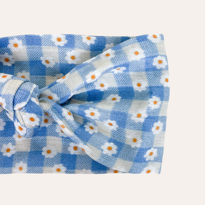Blue gingham knotted scarf bandana with white daisies